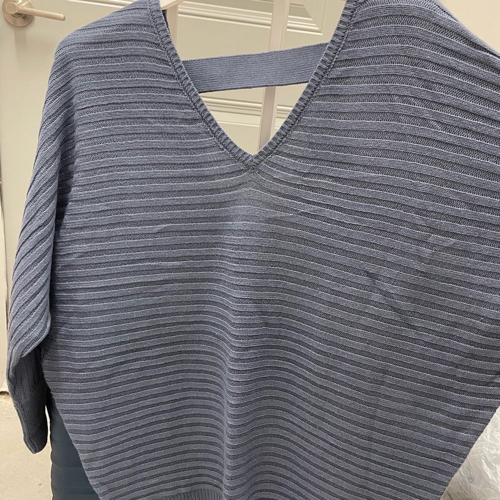 Soho sweaters size L